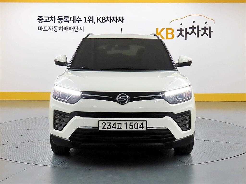 Ssangyong Tivoli - Vista 2