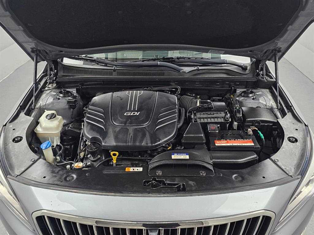 HYUNDAI Aslan - Vista 6