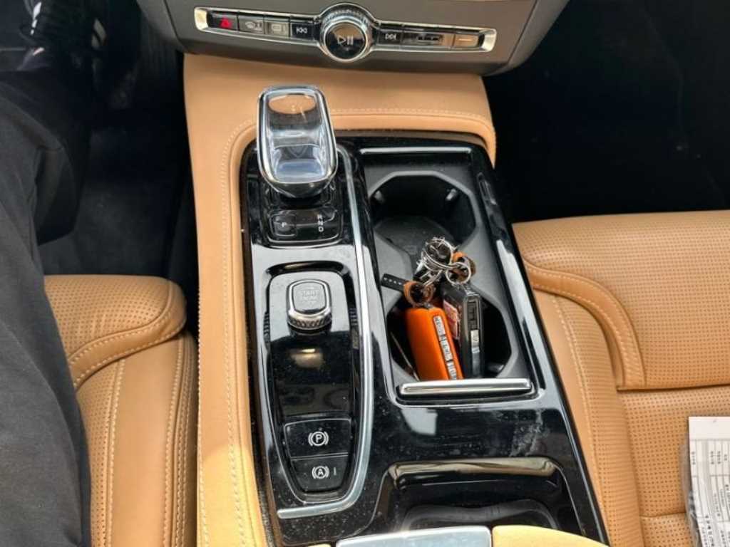 Volvo S90 - Vista 9