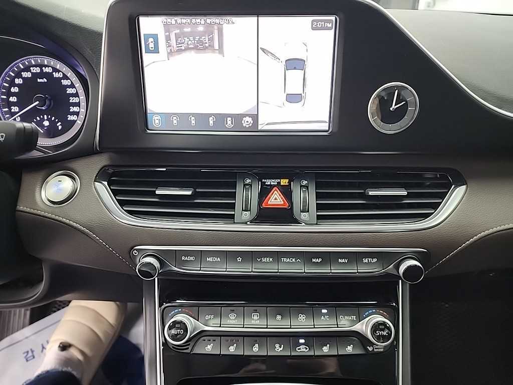 HYUNDAI Grandeur - Vista 10