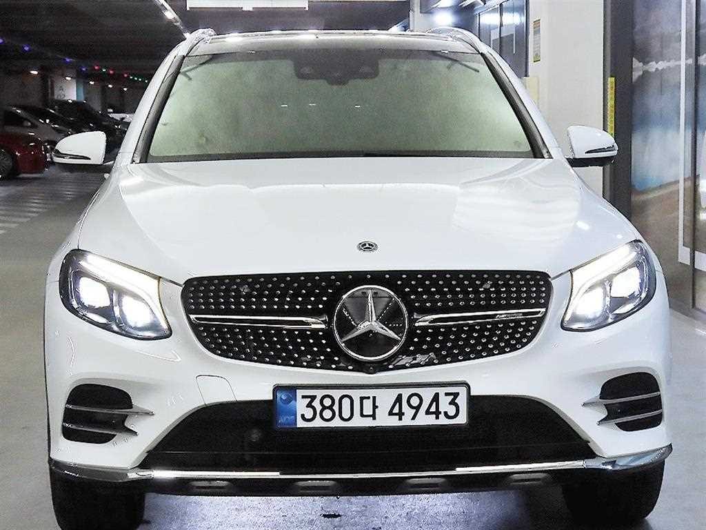 Mercedes Benz GLC Class - Vista 2