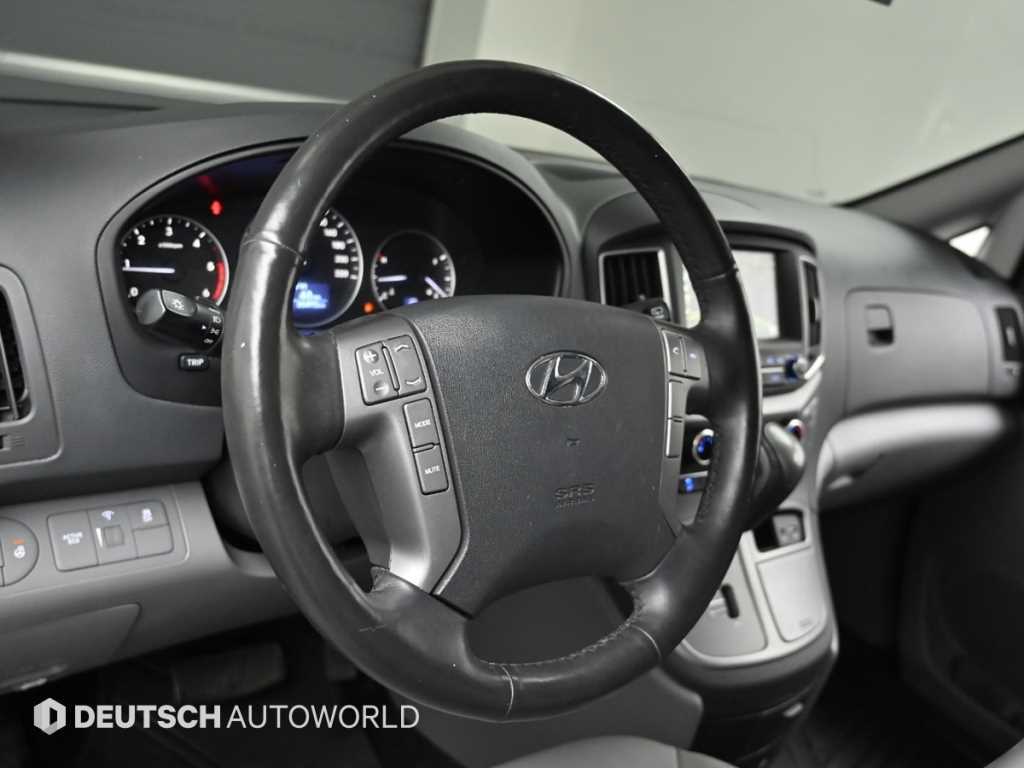 HYUNDAI Starex 2019 Blanco - Importación desde Corea - HF Imports Iquique - Foto 13