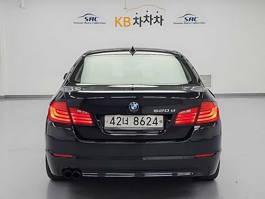 BMW 5 Series - Vista 3