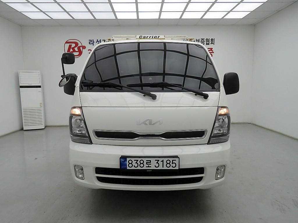 Small Truck Cargo (small) 2024 Blanco - Importación desde Corea - HF Imports Iquique - Foto 1