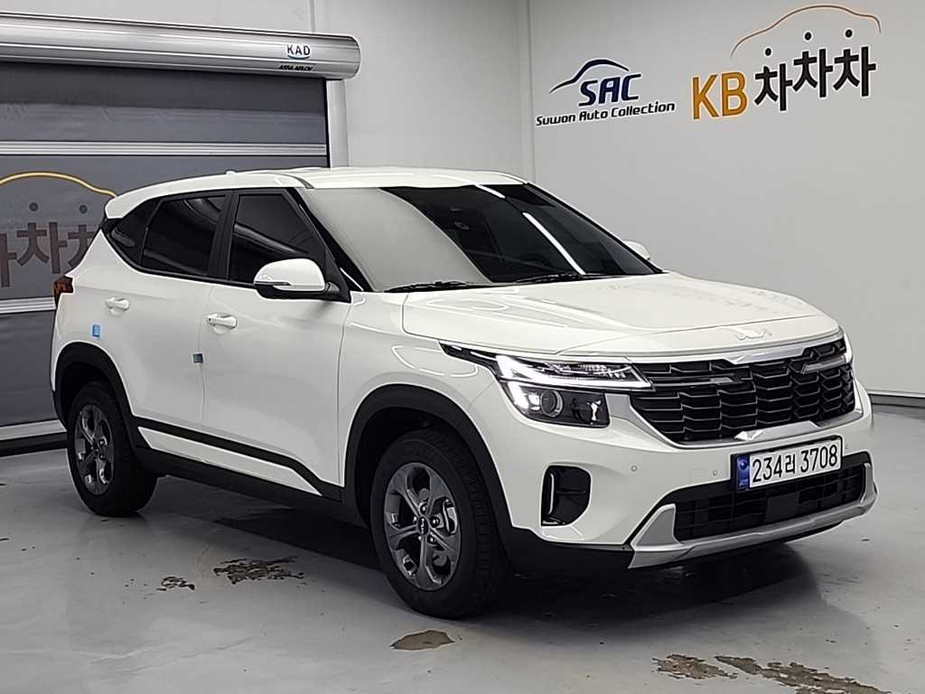 KIA Seltos - Vista 4