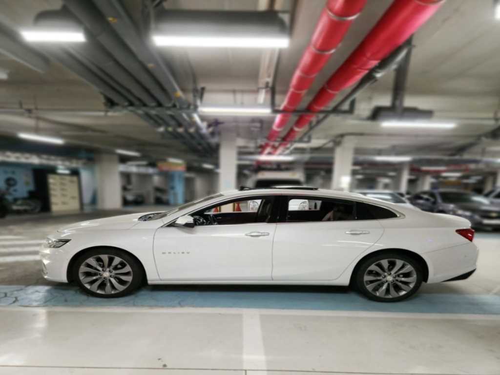 Chevrolet Malibu - Vista 3