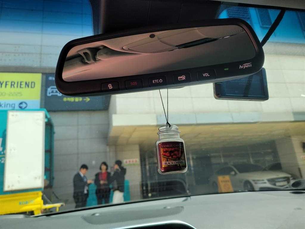 HYUNDAI Grandeur - Vista 5