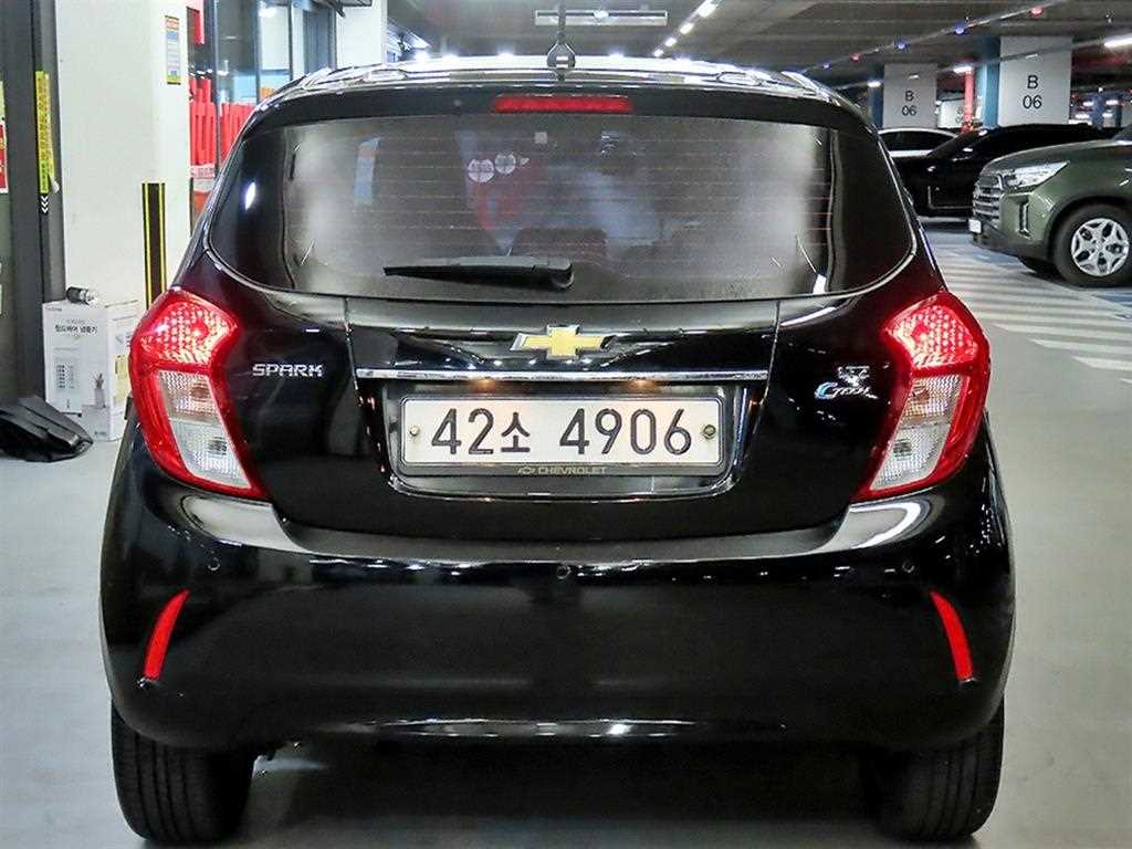 Chevrolet Spark - Vista 5