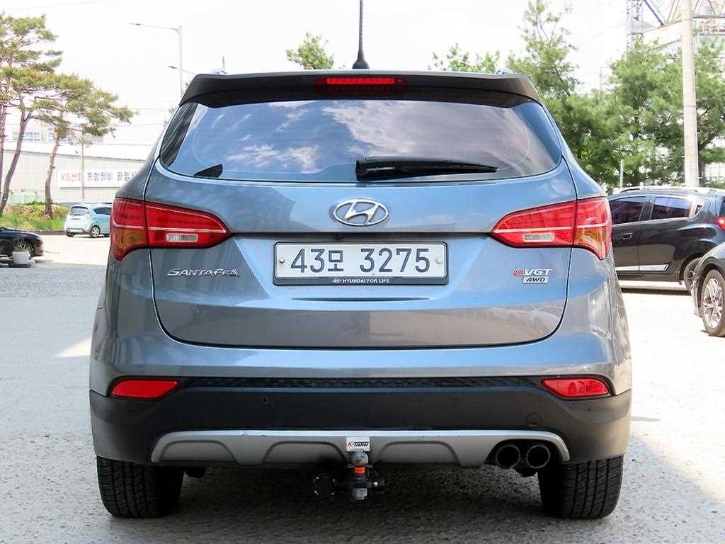 HYUNDAI Santa Fe - Vista 4
