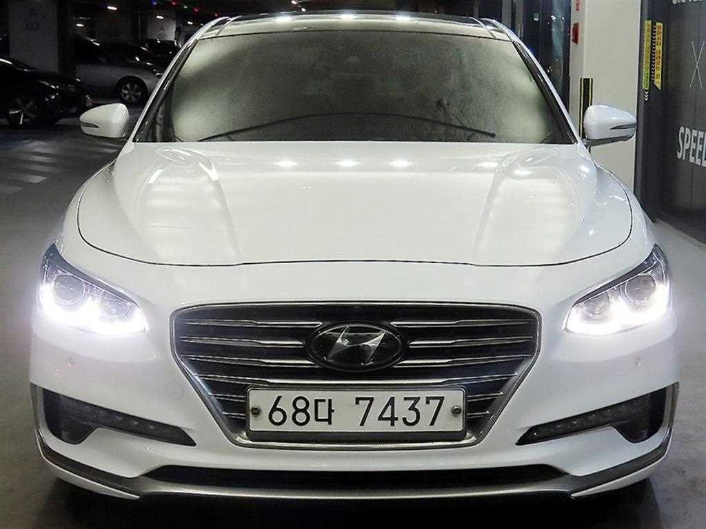 HYUNDAI Grandeur - Vista 2
