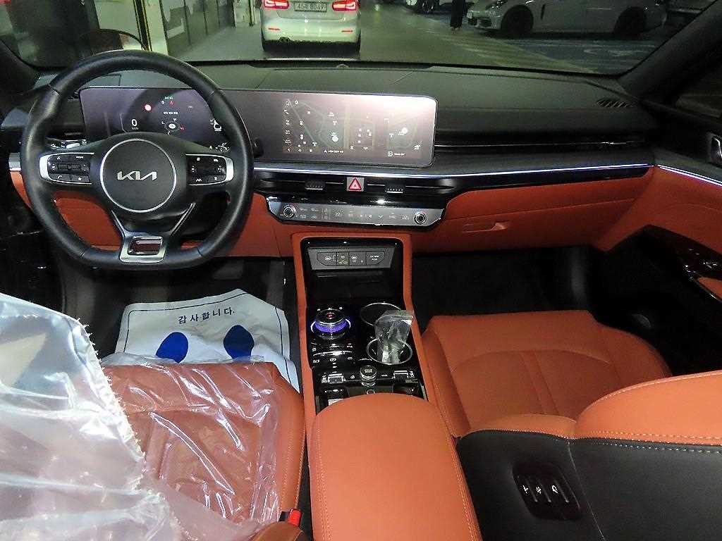 KIA K5 - Vista 10