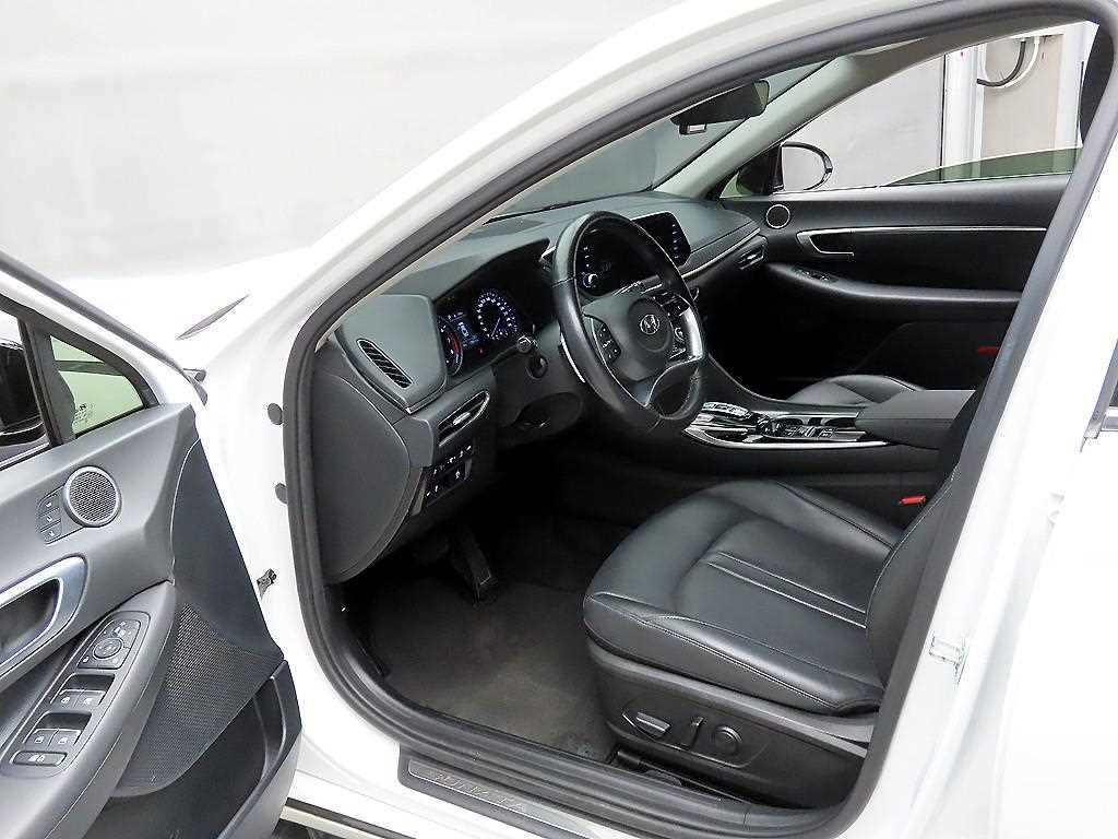 HYUNDAI Sonata - Vista 5