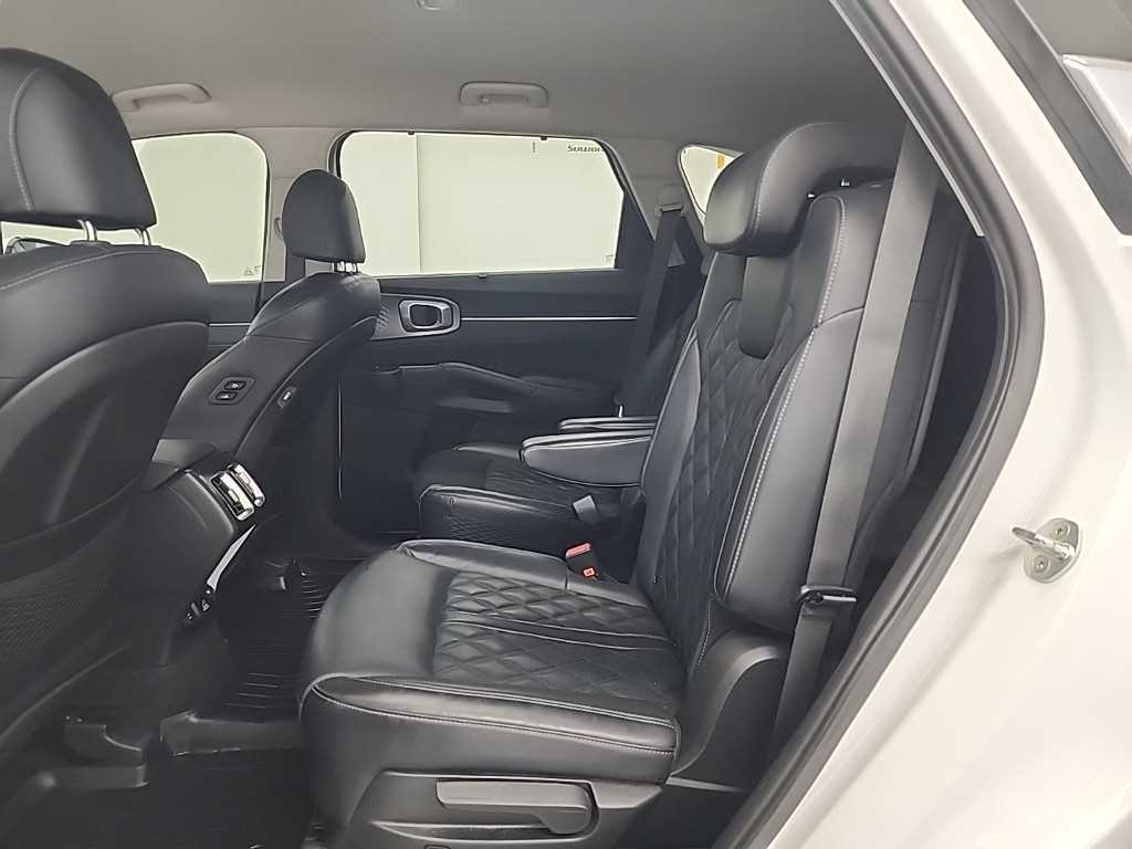 KIA Sorento - Vista 12