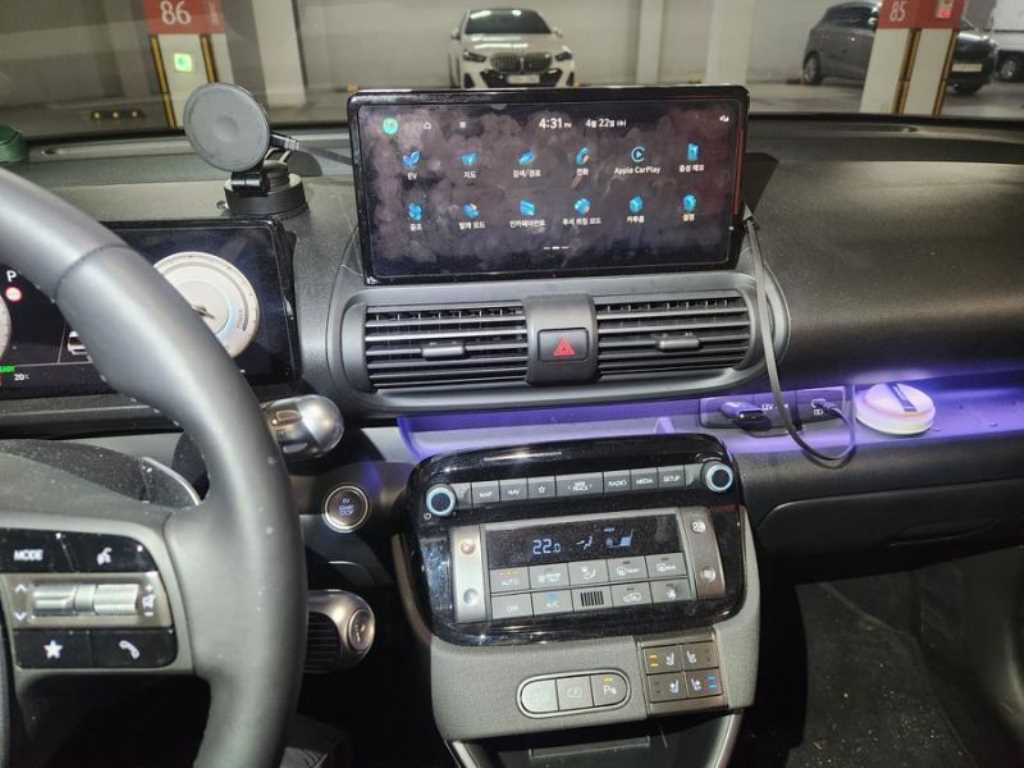 HYUNDAI Casper - Vista 9
