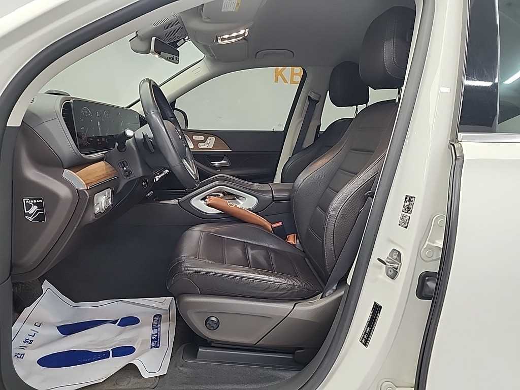 Mercedes Benz GLE Class - Vista 11