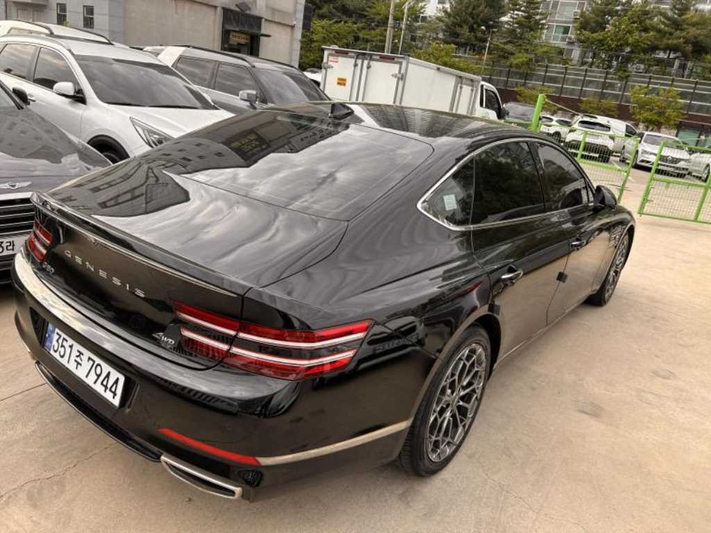 Genesis G80 - Vista 4