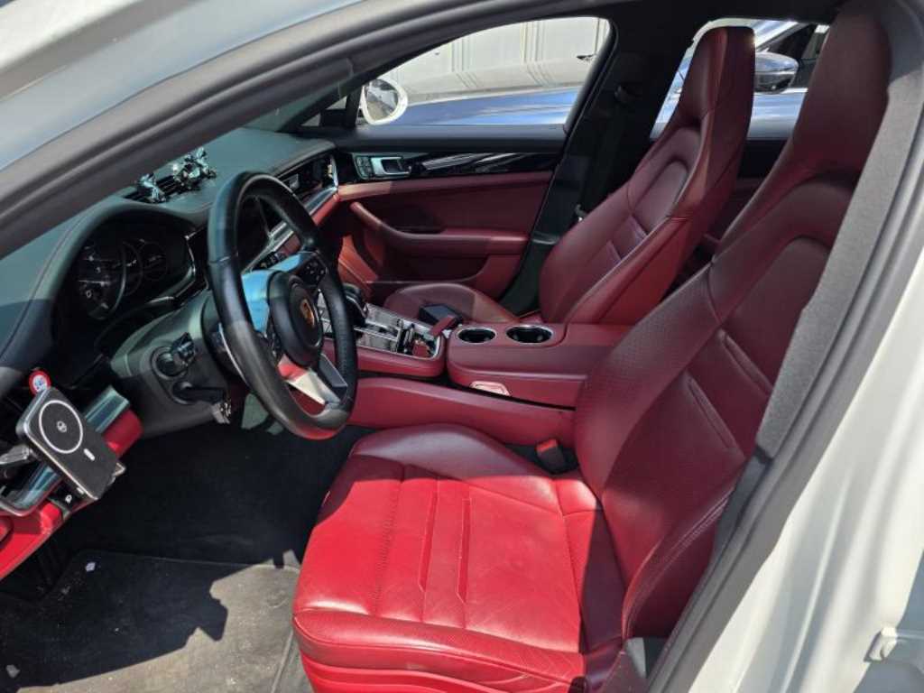 Porsche Panamera - Vista 3