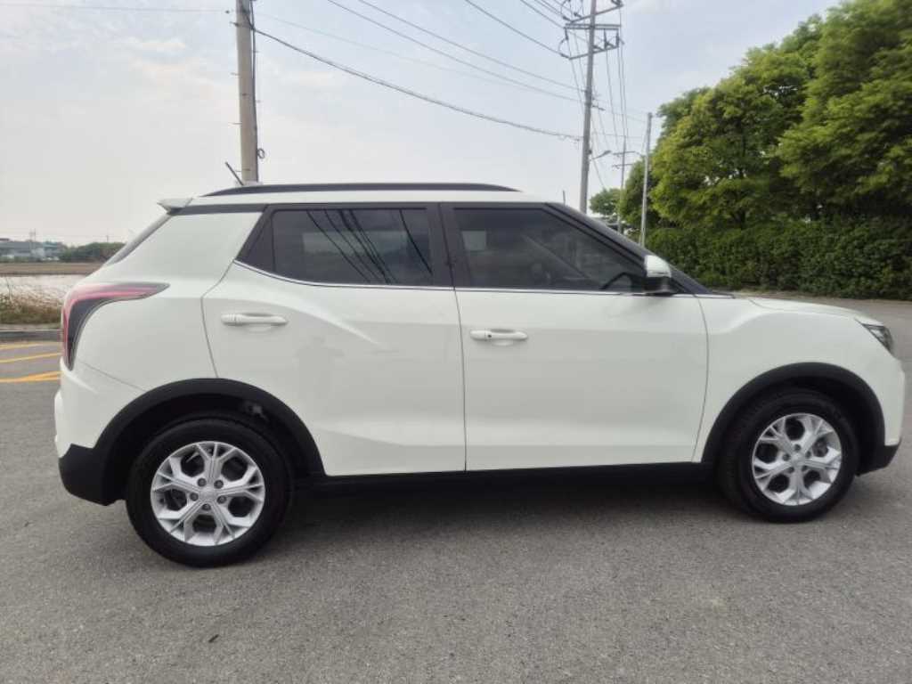 Ssangyong Tivoli - Vista 7