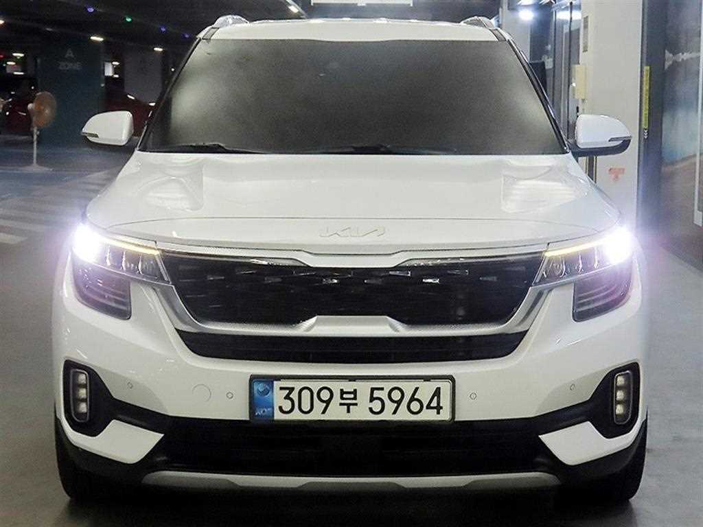 KIA Seltos - Vista 2
