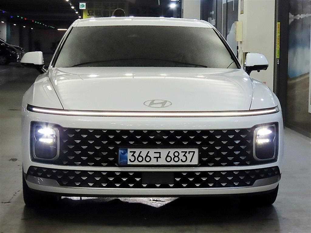 HYUNDAI Grandeur - Vista 2