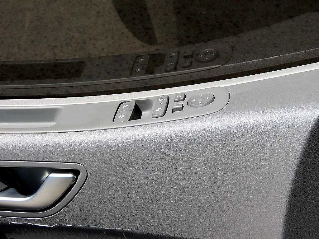 HYUNDAI Staria - Vista 11