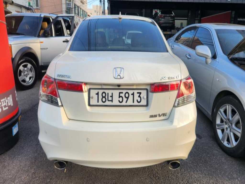 Honda Accord - Vista 4