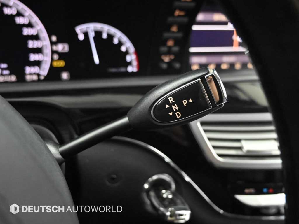 Mercedes Benz S Class - Vista 9