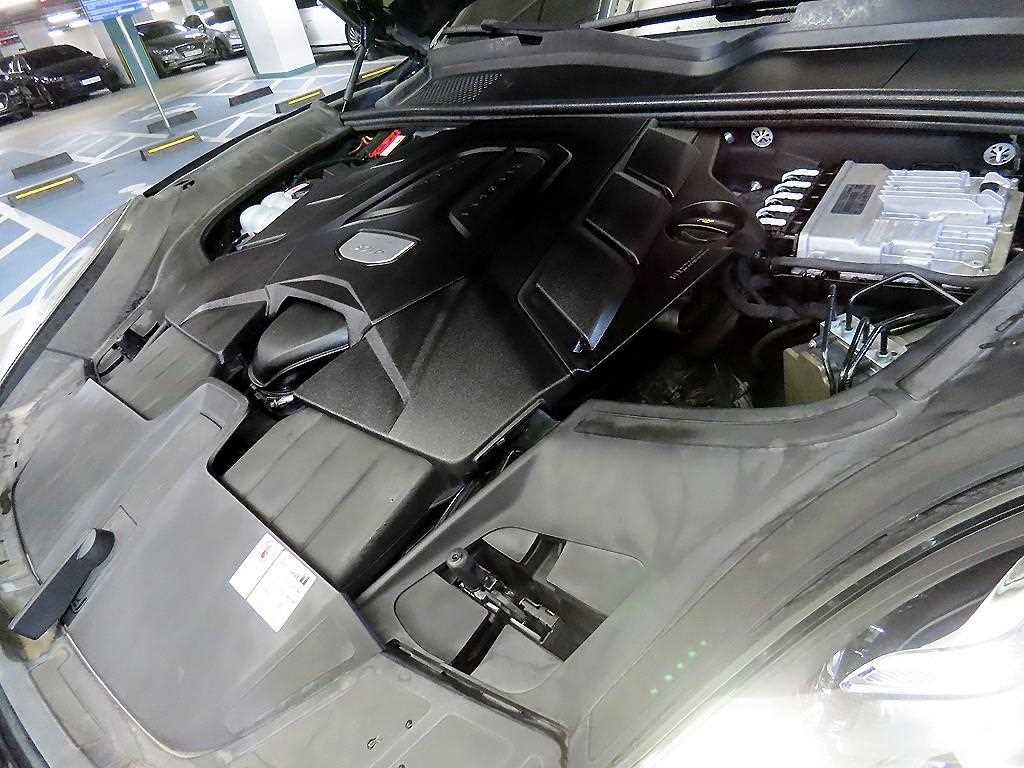 Porsche Cayenne 2020 Negro - Importación desde Corea - HF Imports Iquique - Foto 19