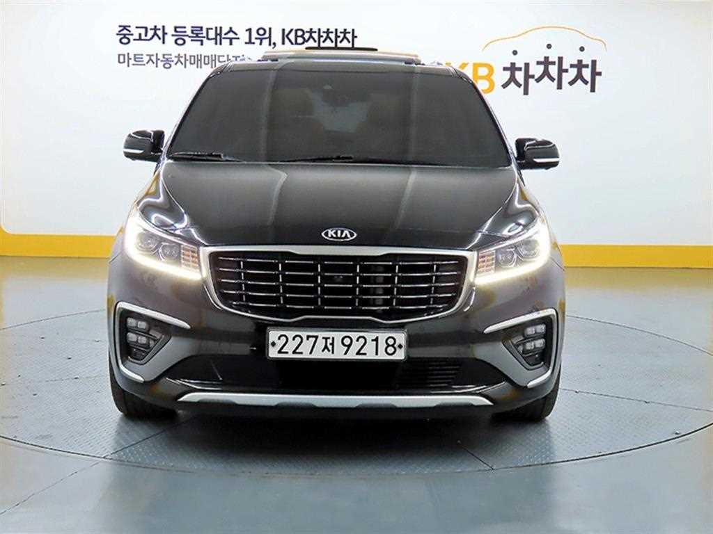 KIA Carnival 2020 - Importación desde Corea - HF Imports Iquique - Foto 1