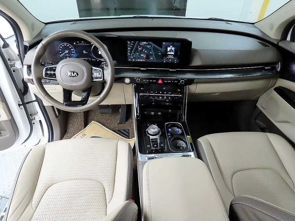 KIA Carnival - Vista 7