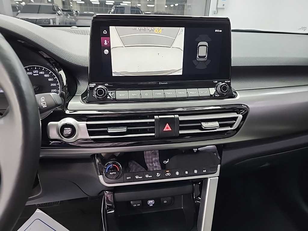KIA Seltos - Vista 10