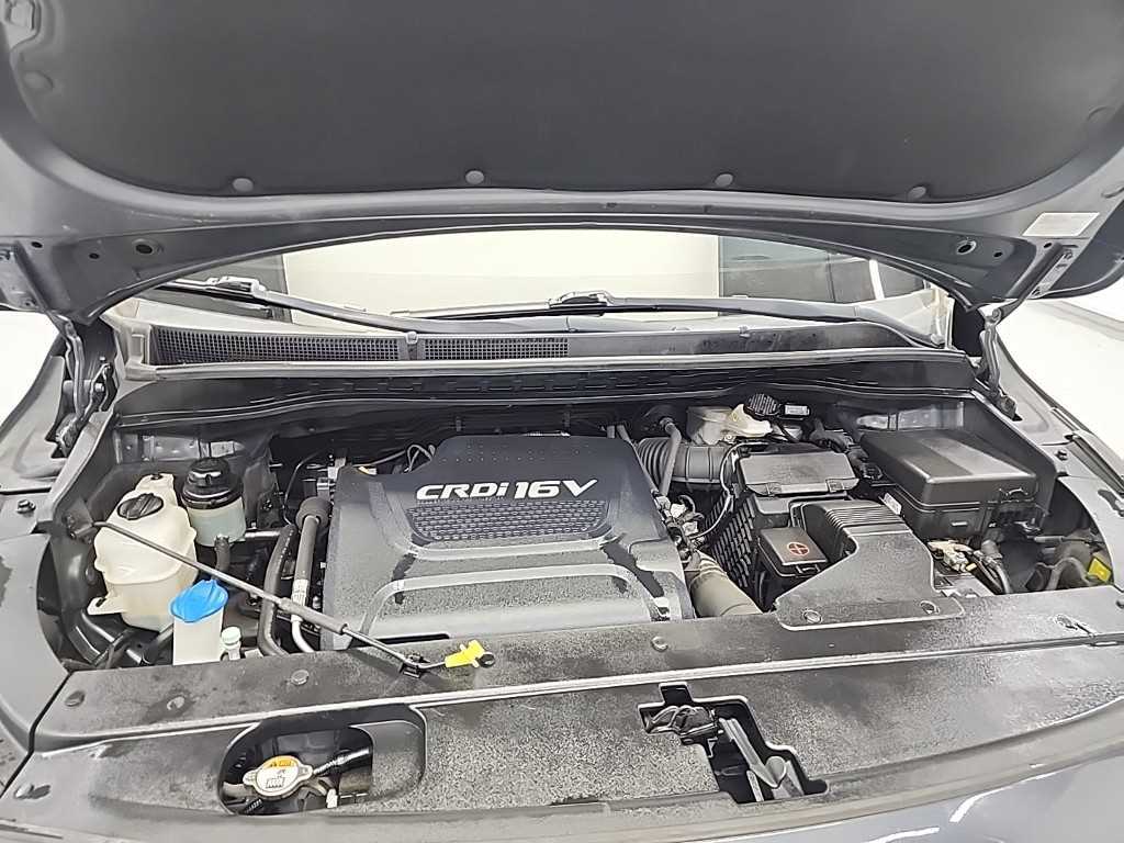 KIA Carnival - Vista 5