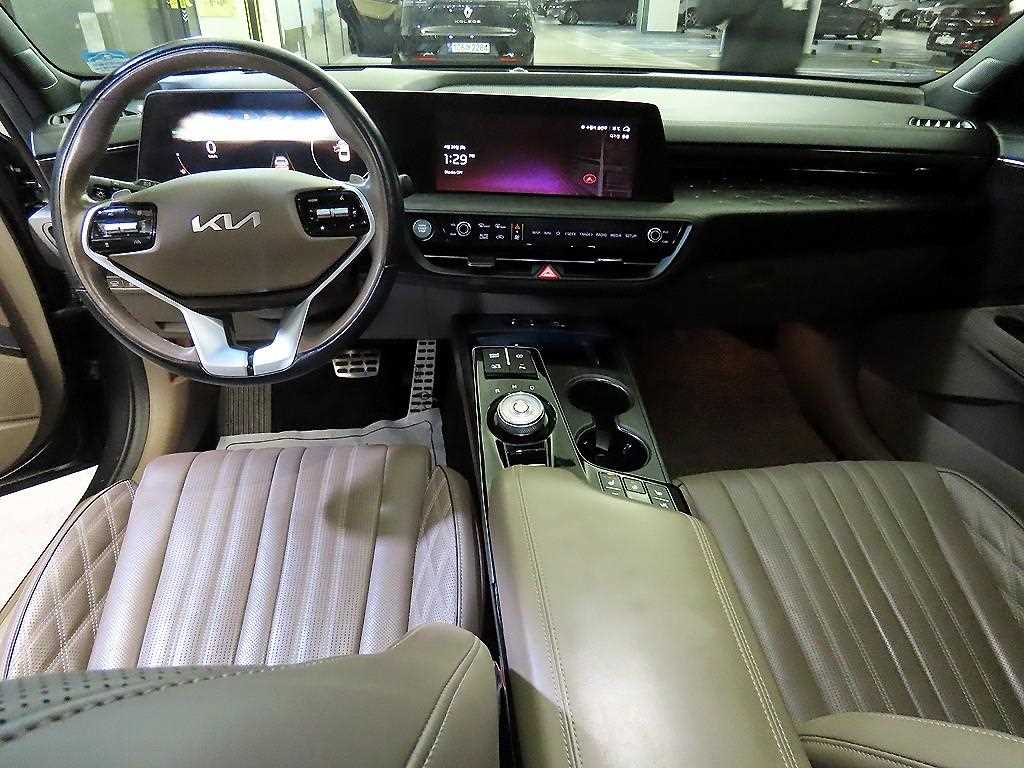 KIA K8 - Vista 10