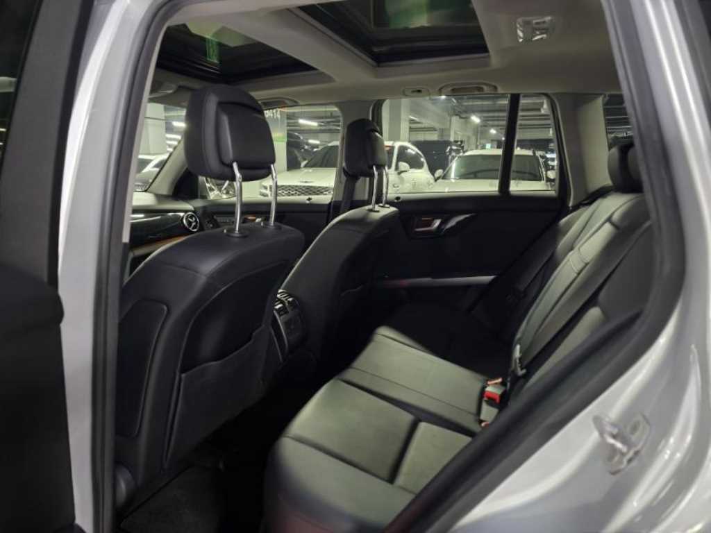 Mercedes Benz GLK Class - Vista 8