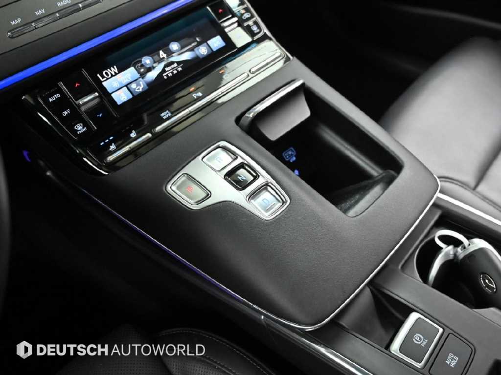 HYUNDAI Grandeur - Vista 9