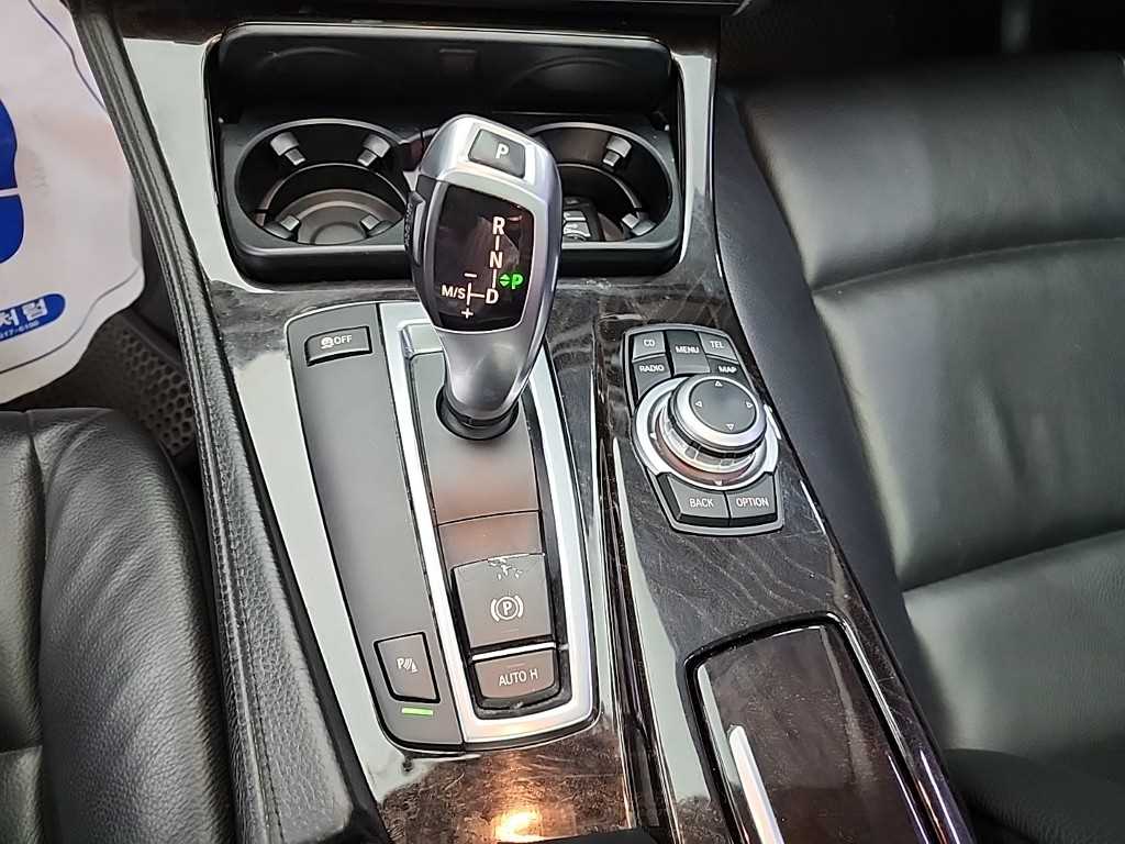BMW 5 Series - Vista 8