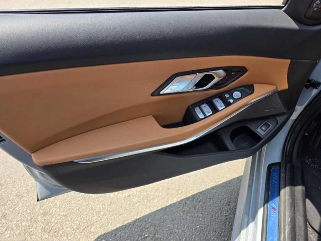 BMW 3 series - Vista 4