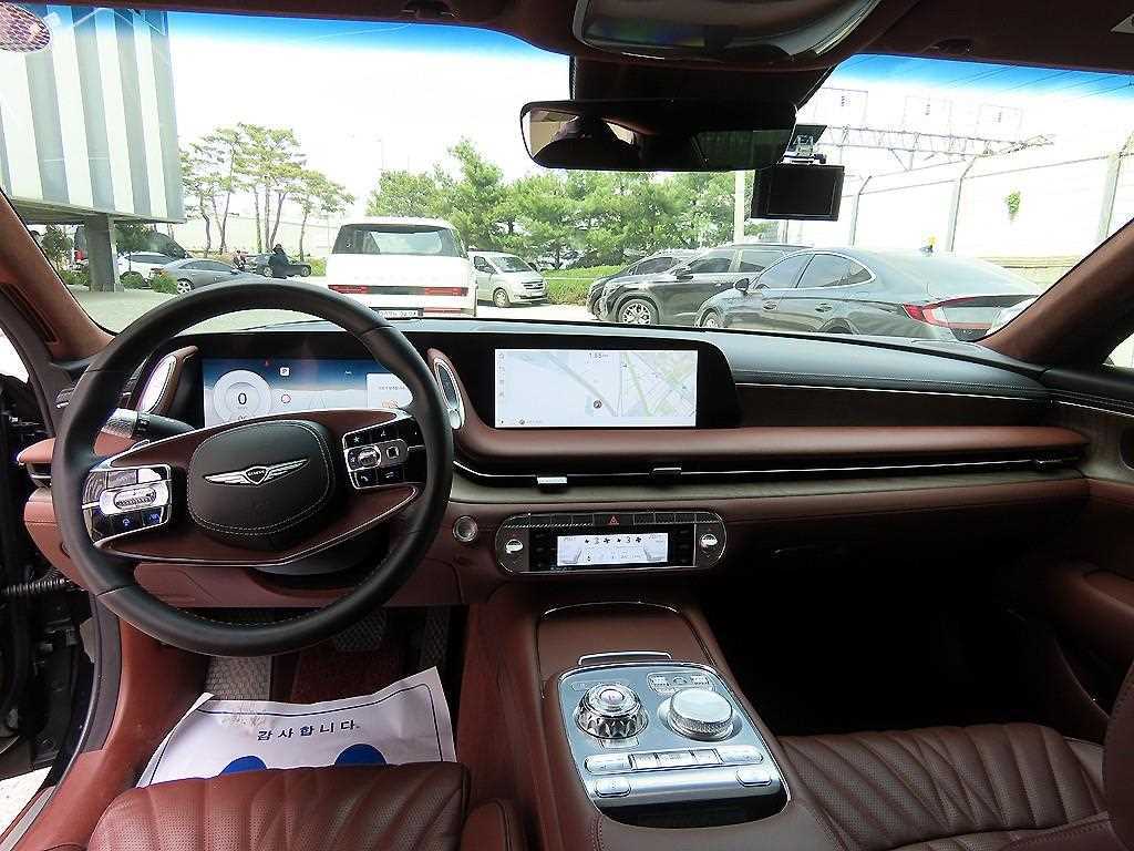 Genesis G90 - Vista 7