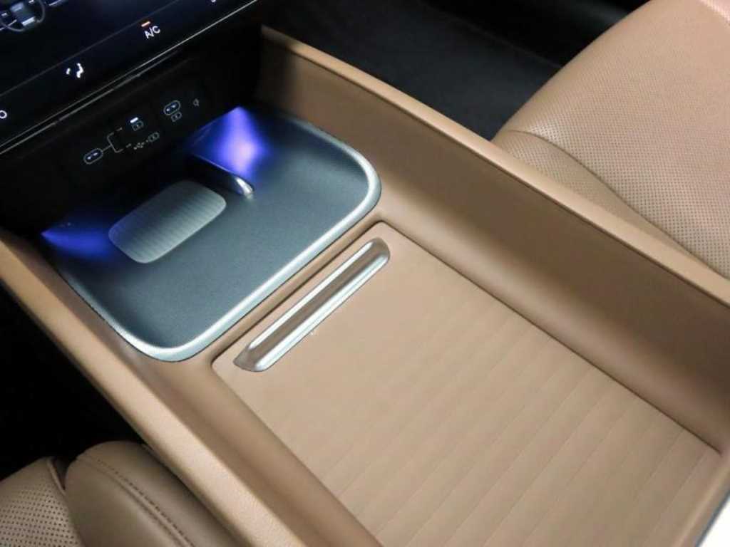 HYUNDAI Grandeur - Vista 11