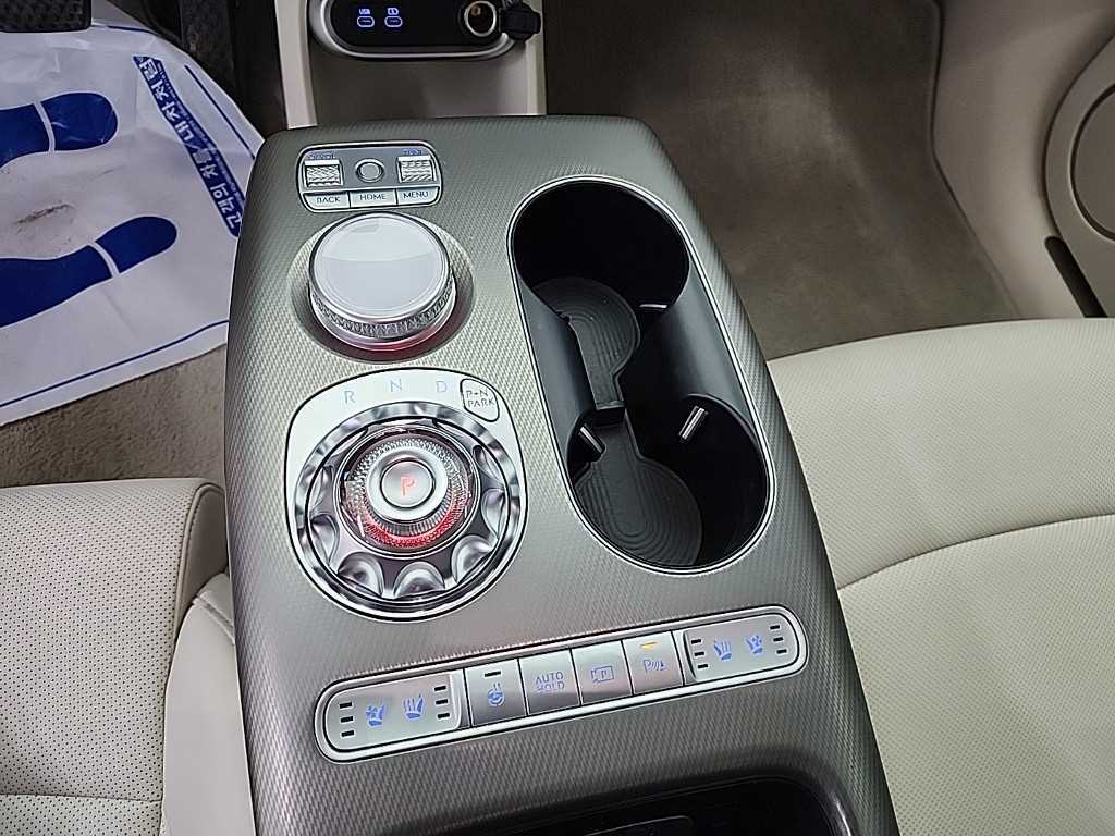 Genesis GV60 2022 Blanco - Importación desde Corea - HF Imports Iquique - Foto 16