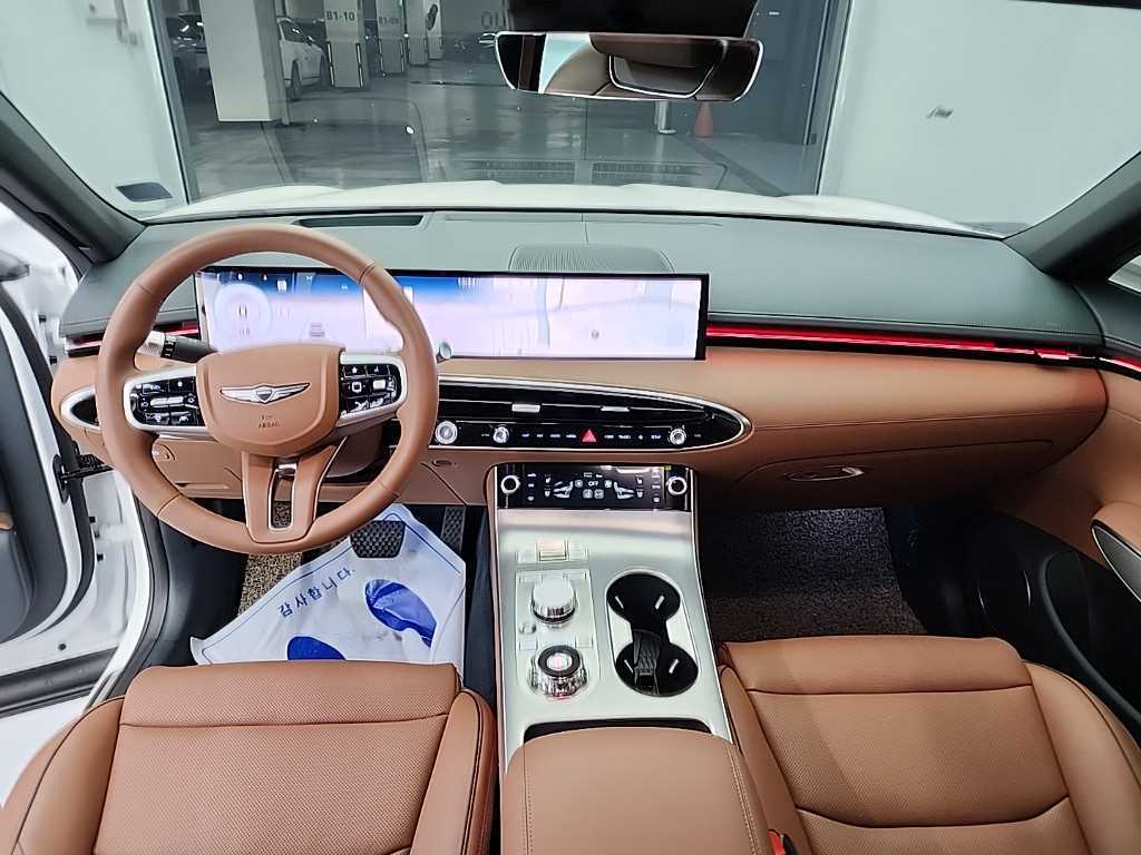 Genesis GV70 - Vista 7