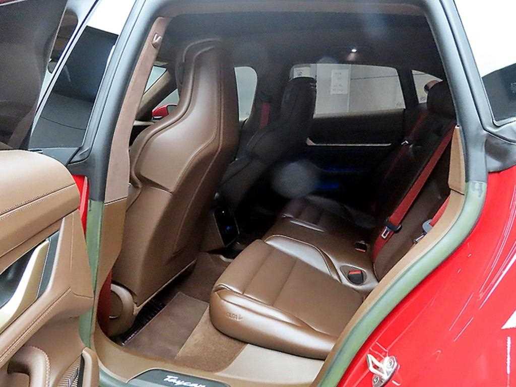 Porsche Taycan - Vista 6