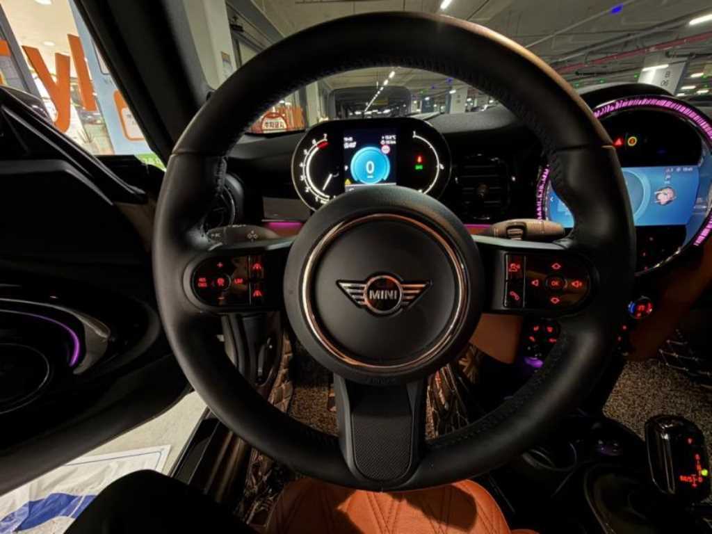 Mini Cooper Convertible - Vista 8