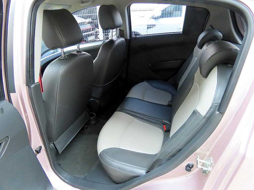 Chevrolet Spark - Vista 6