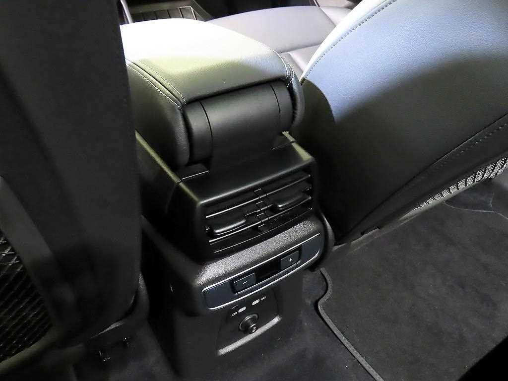 Audi Q4 2023 Gris - Importación desde Corea - HF Imports Iquique - Foto 15