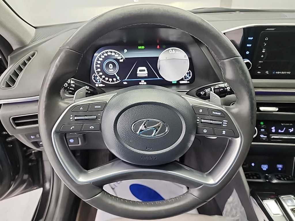 HYUNDAI Sonata - Vista 9