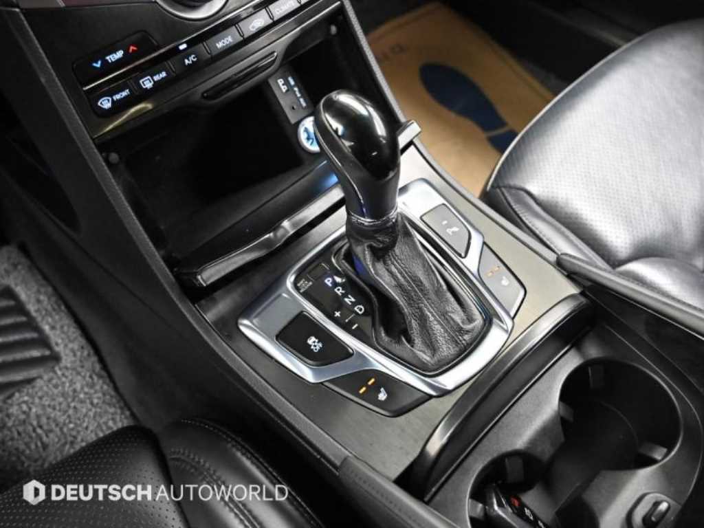 HYUNDAI Grandeur - Vista 9