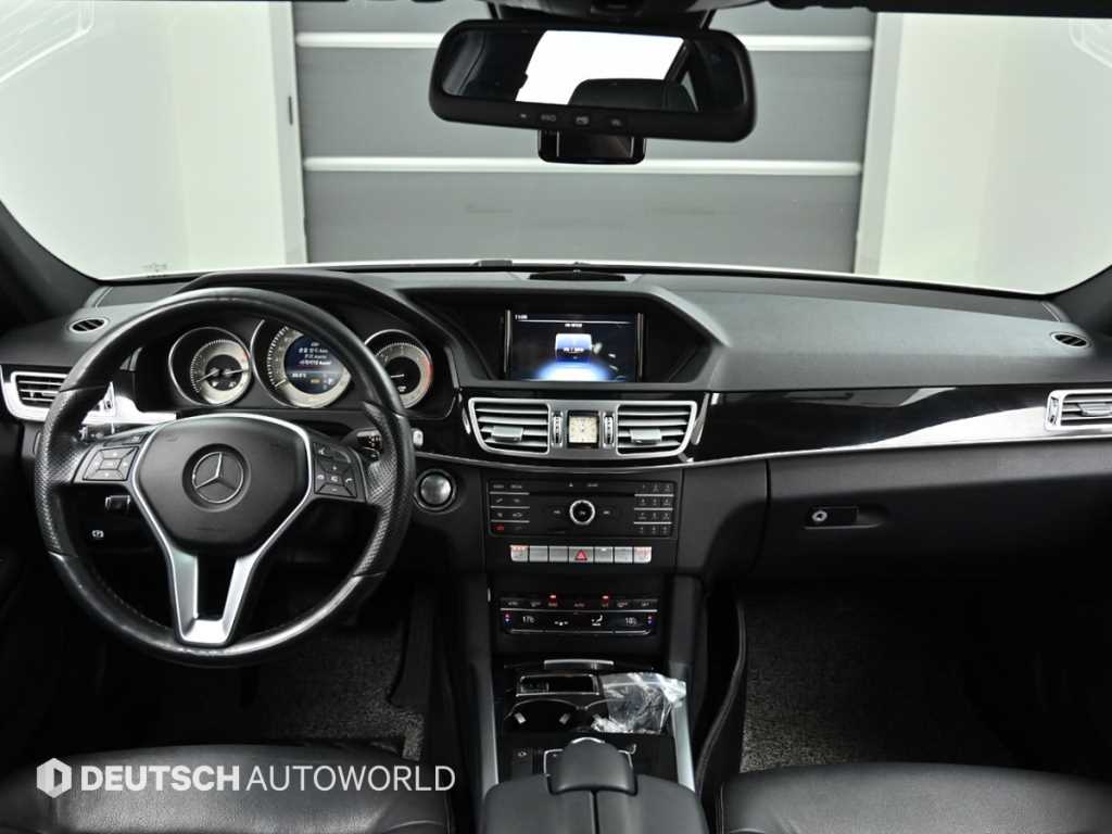 Mercedes Benz E class - Vista 7