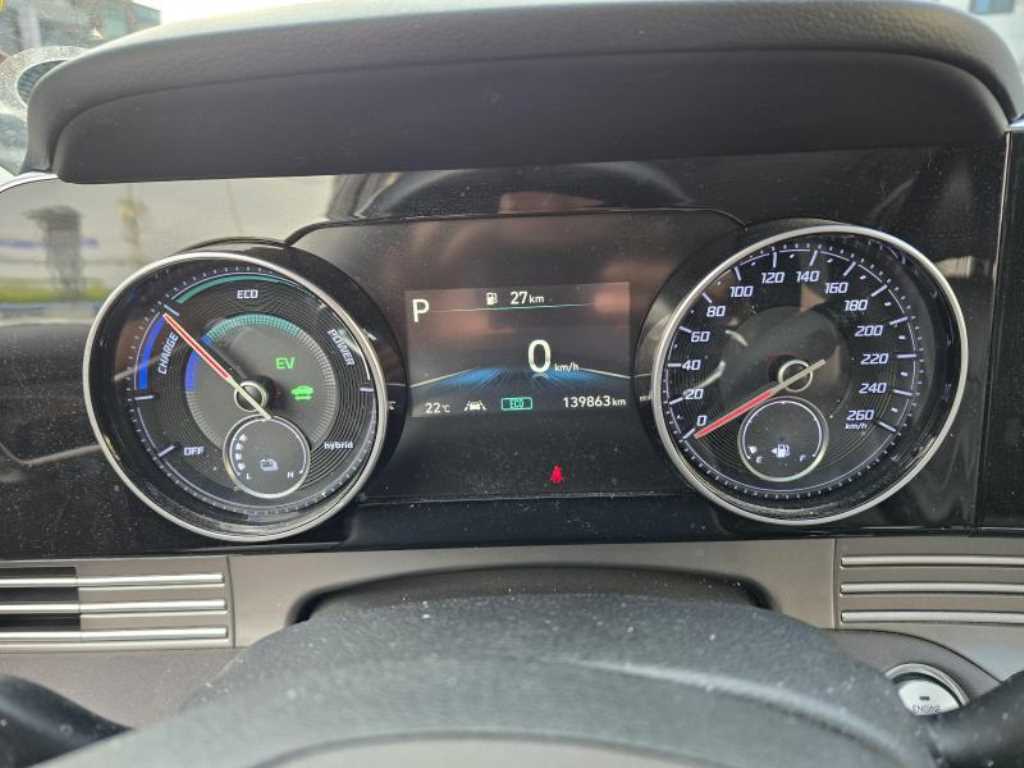 HYUNDAI Grandeur - Vista 12
