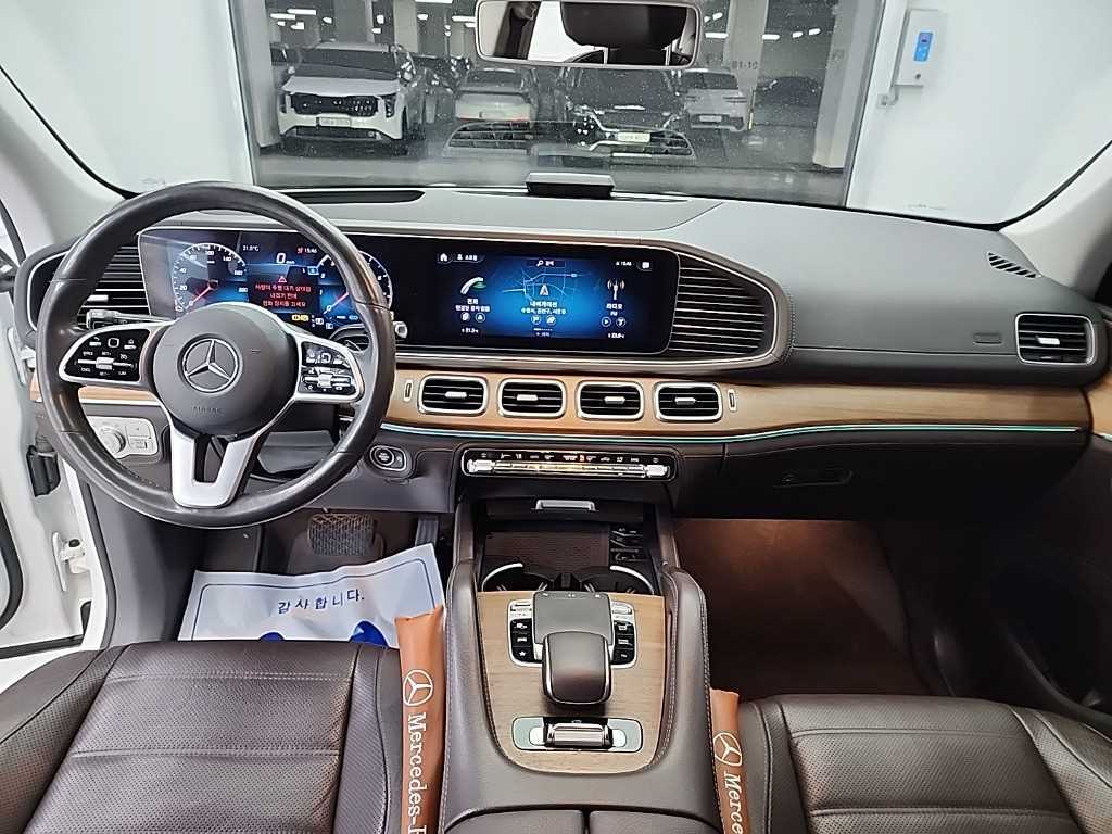 Mercedes Benz GLE Class - Vista 7